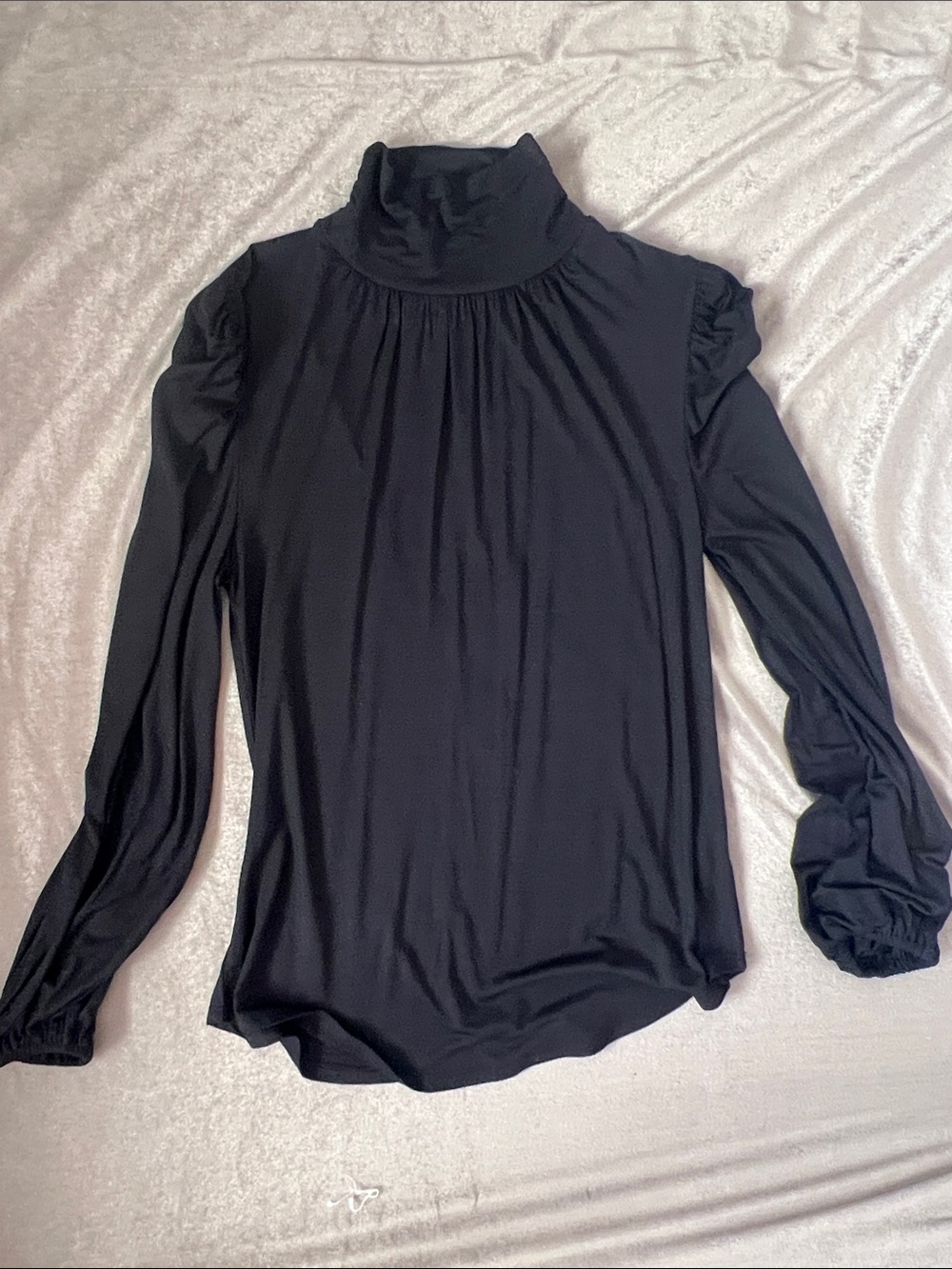 Women's Black Long-Sleeve Turtleneck Top with Subtle Gather